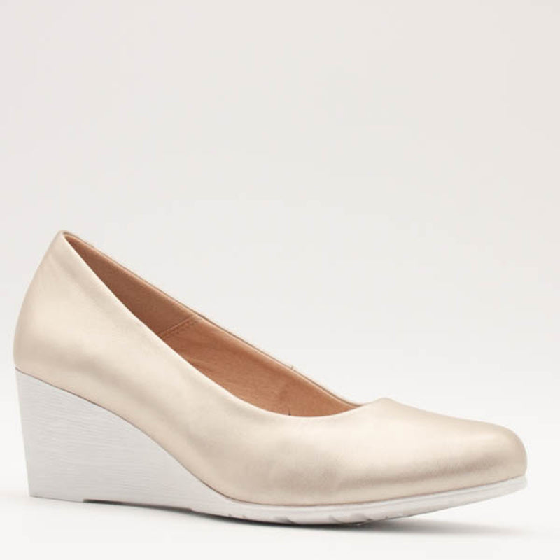 Womens Zanni & Co Ruwais Wedge Shoes - Gold Gleam