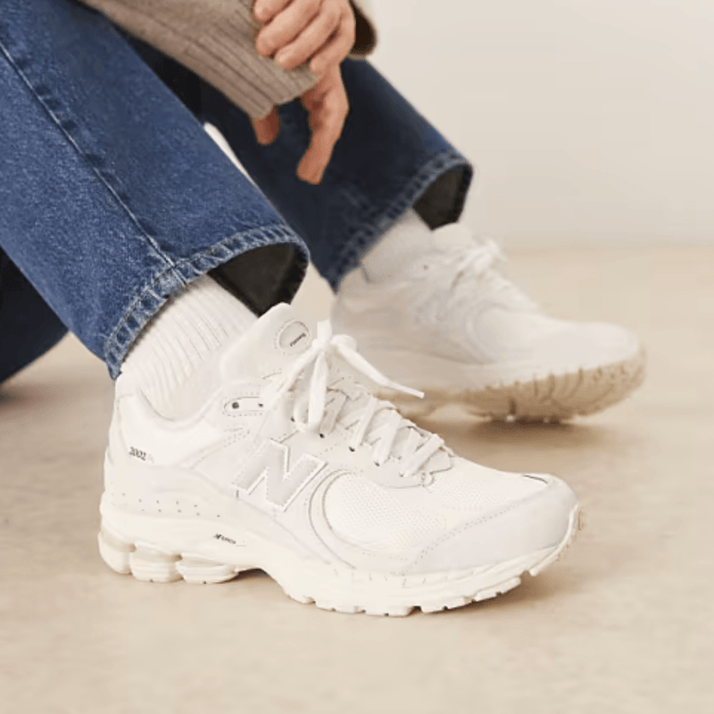 Womens New Balance 2002 Trainers - Sea Salt with Silver Metallic