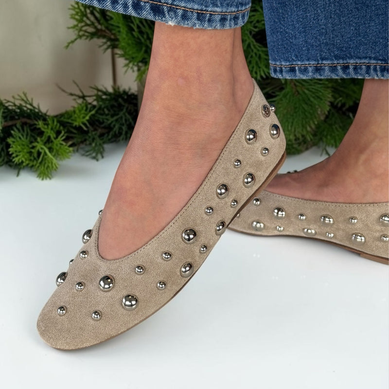 Womens Xti 145283 Suedette Studded Pumps - Beige Gold