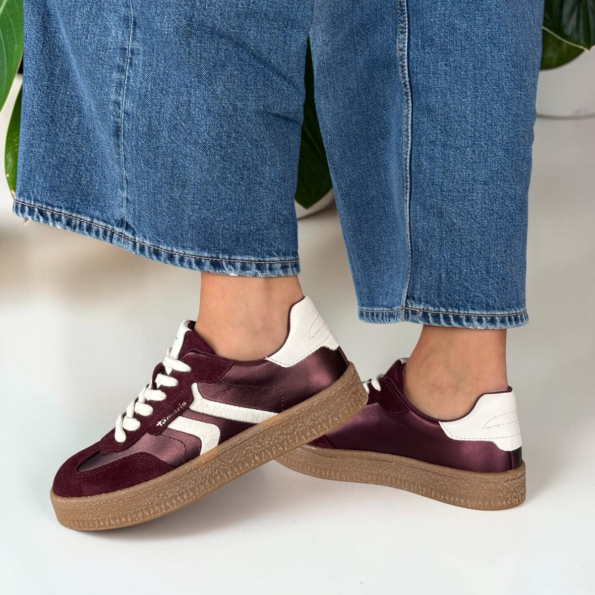 Womens Tamaris 23723 Laced Trainers