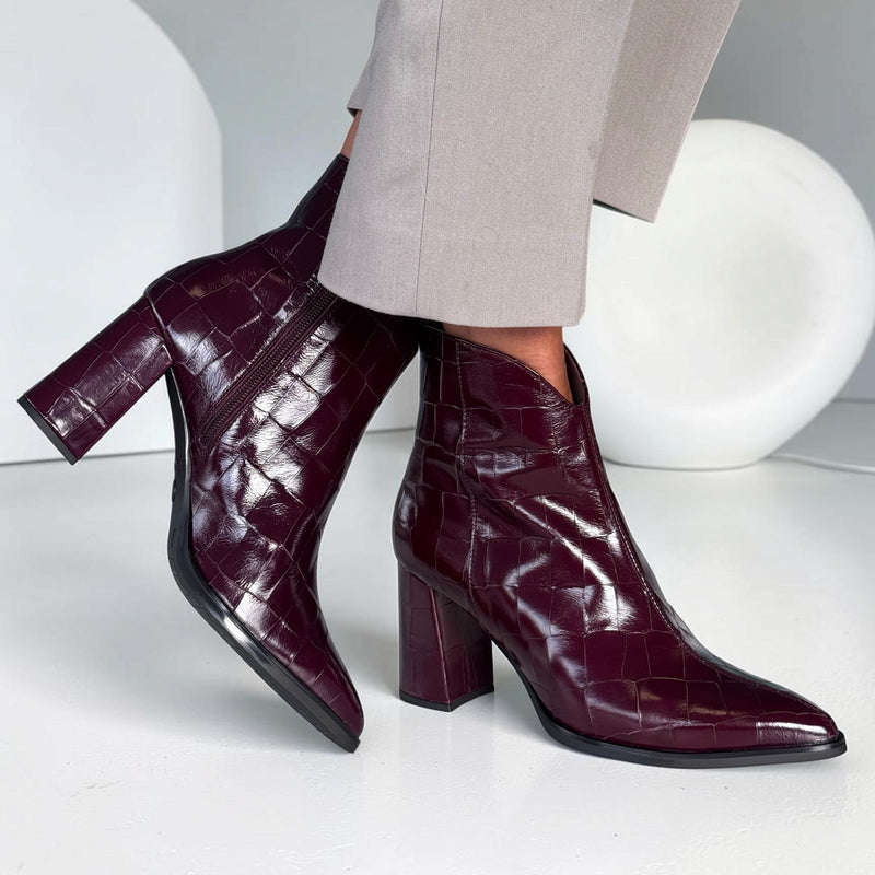 Womens Wonders 5444 Ankle Boots - Vino