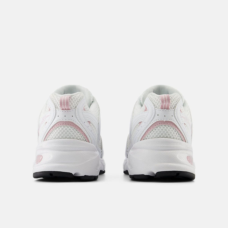 Unisex New Balance U530 White Trainers - White
