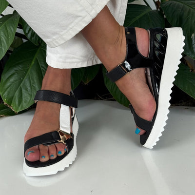 Womens Una Healy Before You Cruella Black Wedge Sandals - Cruella Black