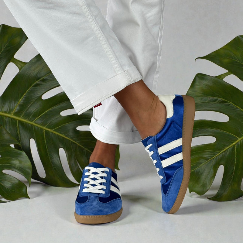Womens Drilleys Ninety Trainers - Neon Blue
