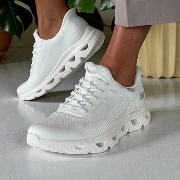 Womens Skechers 117629 Bobs Arc Waves Trainers - White