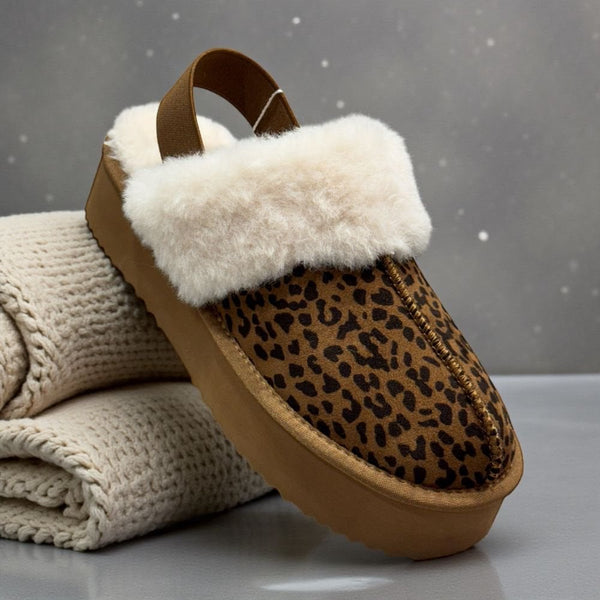 Womens Xti 144440 Faux Fur Lined Platform Mules - Leopard
