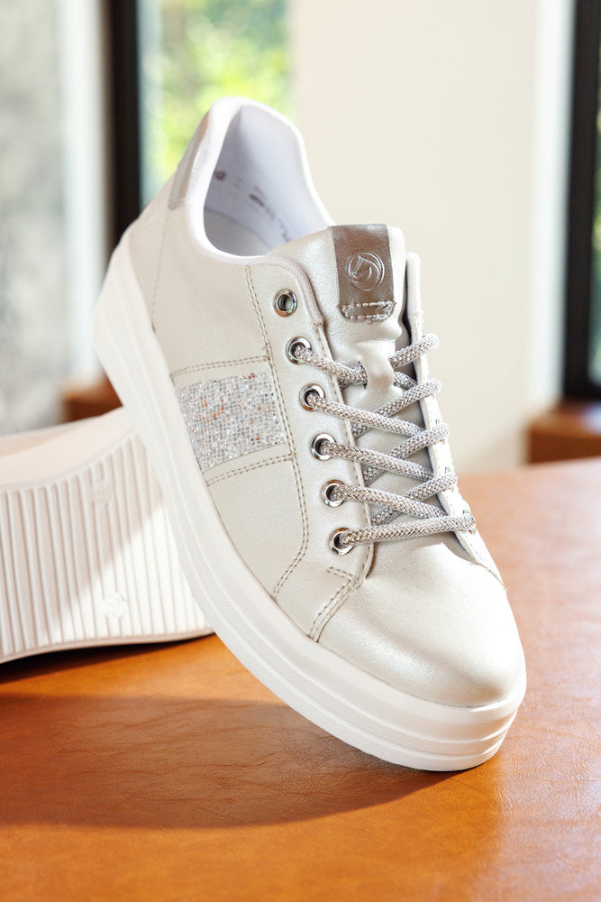 Womens Remonte D1C10 White Pearlized Bungee Lace Trainer - White Pearlized