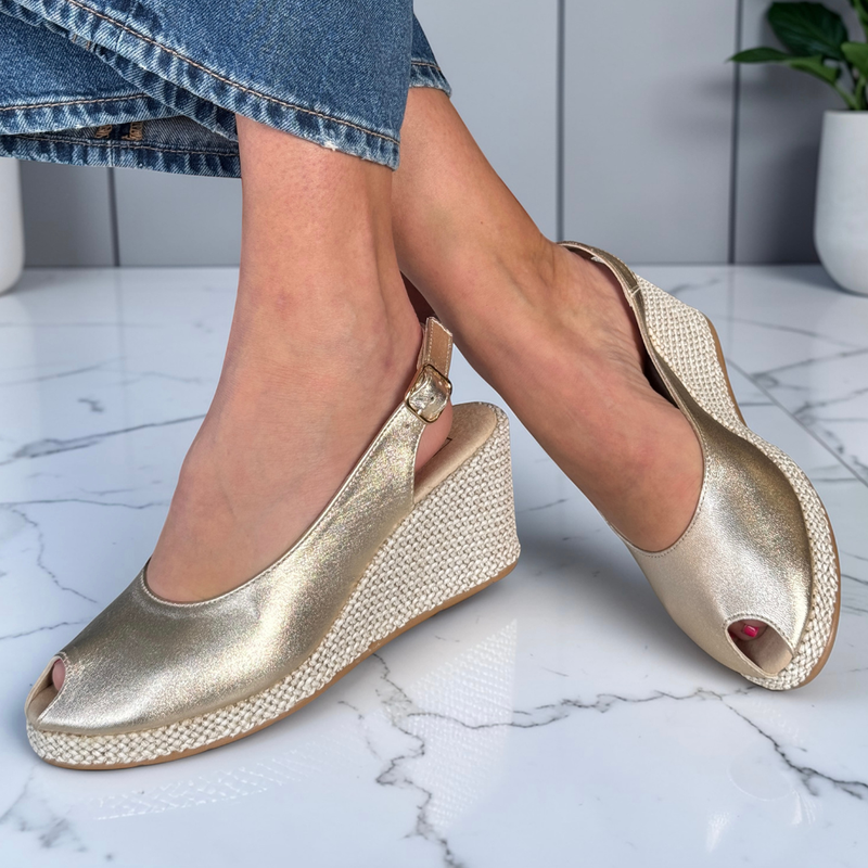 Womens Pitillos 11311 Peep Toe Slingback Wedge Sandals - Gold
