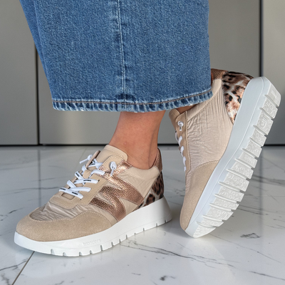 Womens Wonders A-24100 with Leopard Print Slip On Trainers - Beige Gold