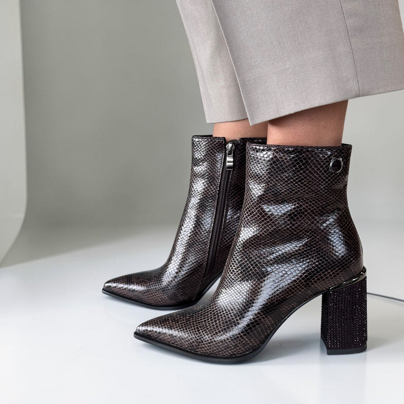 Womens Redz R1778 Brown Ankle Boots - Brown