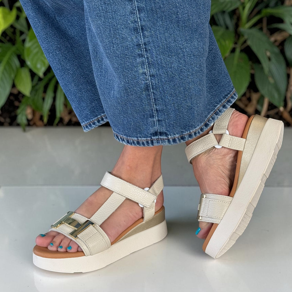 Womens Oh! My Sandals 5961 Wedge Sandals
