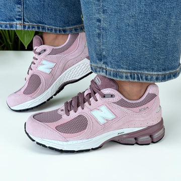 Womens New Balance 2002R Trainers AW26 - Chalk Pink
