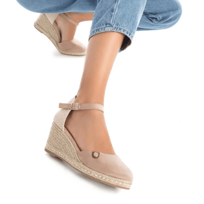 Womens Refresh 171882 Closed Toe Wedge Espadrille Sandals - Beige Gold