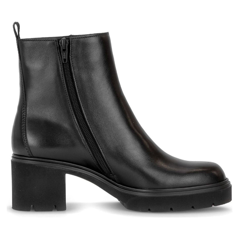 Womens Gabor 8022 Black Ankle Boots - Black