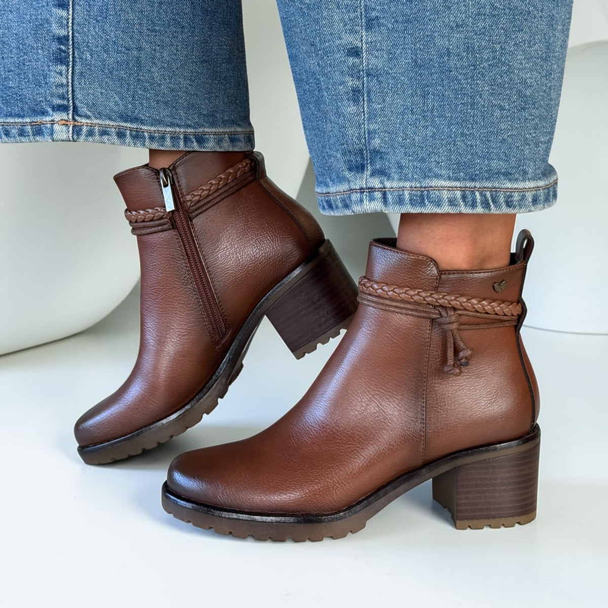 Womens Susst Virginia26 Tan Faux Leather Ankle Boots
