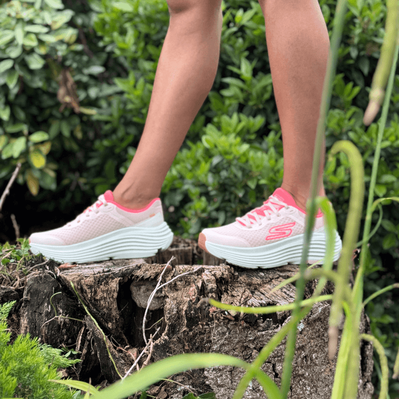 Womens Skechers Max Cushioning Endeavour Trainers - Pink Coral