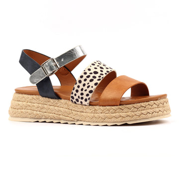 Womens Lunar JLH493 Summer Sandals - Tan