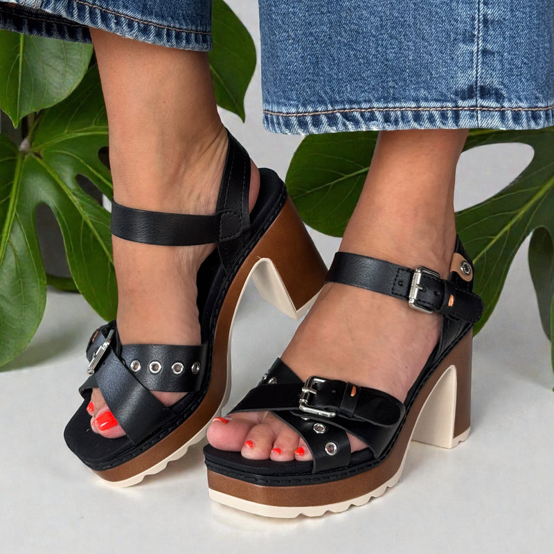 Womens Refresh 175290 Heeled Sandal - Black