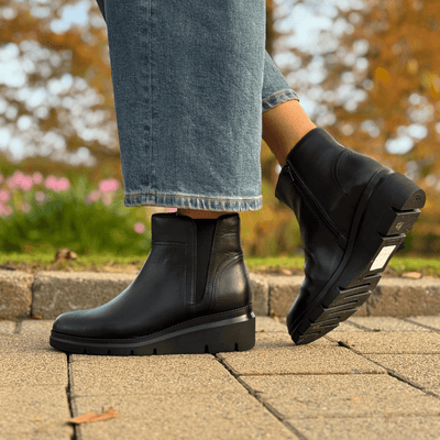 Dubarry Womens Eden Leather Wedge Ankle Boots - Black