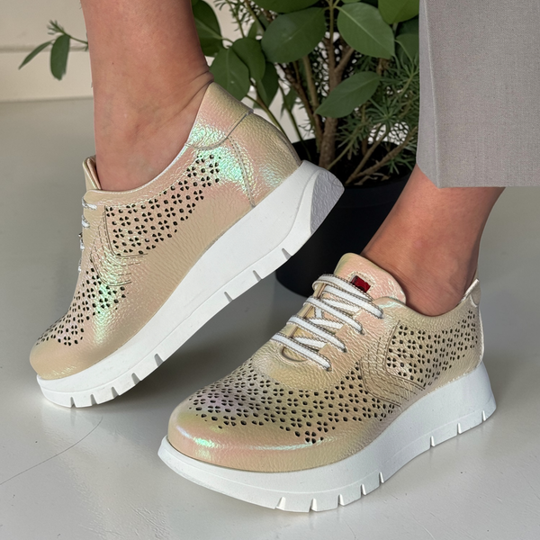 Womens Jose Saenz 2314 Trainers - Pink & Blue Iridescent