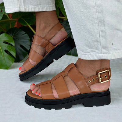 Womens Clarks Orinoco3 Strap Tan Leather Gladiator Sandals - Tan