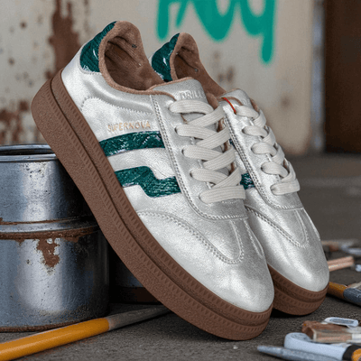 Womens Drilleys Eighty Two Platform Gumsole Trainers - Outerspace