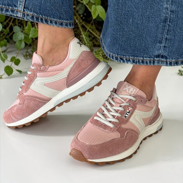 Womens Xti 145065 Suede Sporty Trainers - Nude Pink