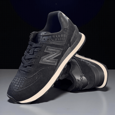New Balance Women's 574 Trainers - Black with Metallic Black