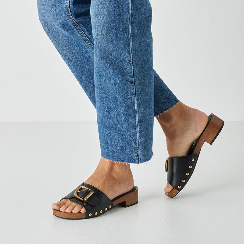 Womens Tamaris 27312 Black Buckle Closed Heeled Sandals - Black