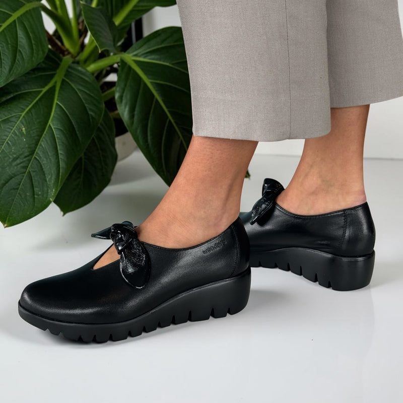 Womens Wonders 33159 Wedge Shoes - Black