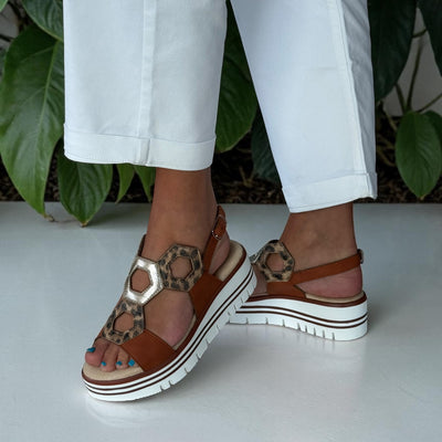Womens Lunar JLB020 Tan Jaslene Sandals - Tan