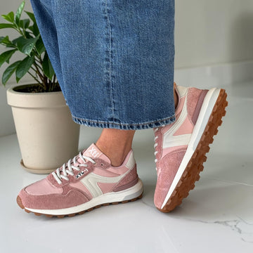 Womens Xti 145065 Suede Sporty Trainers - Nude Pink