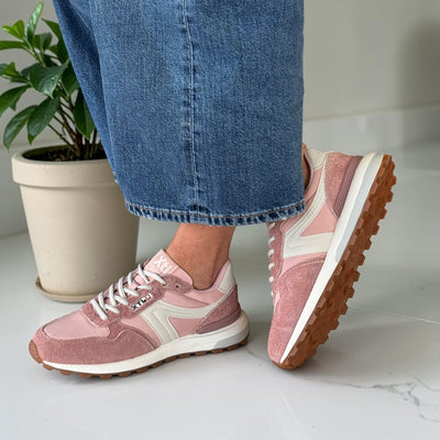 Womens Xti 145065 Suede Sporty Trainers - Nude Pink