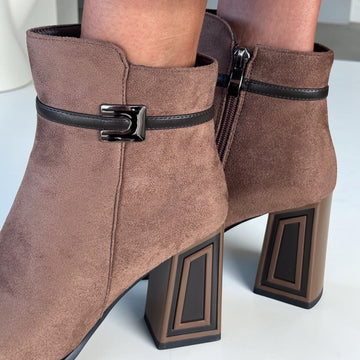Womens Redz D5909 Taupe Ankle Boots - Taupe