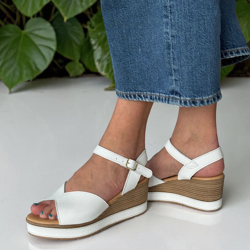 Womens Pitillos 11280 Wedge Sandals - White