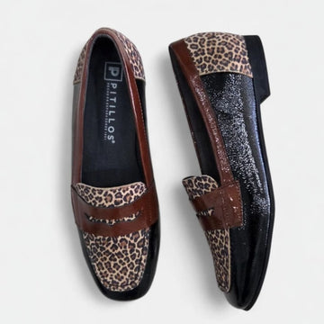 Womens Pitillos 10870 Black Patent and Leopard Print Loafers - Black Patent