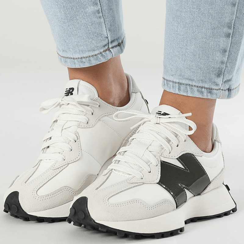 New Balance Womens 327 Trainers