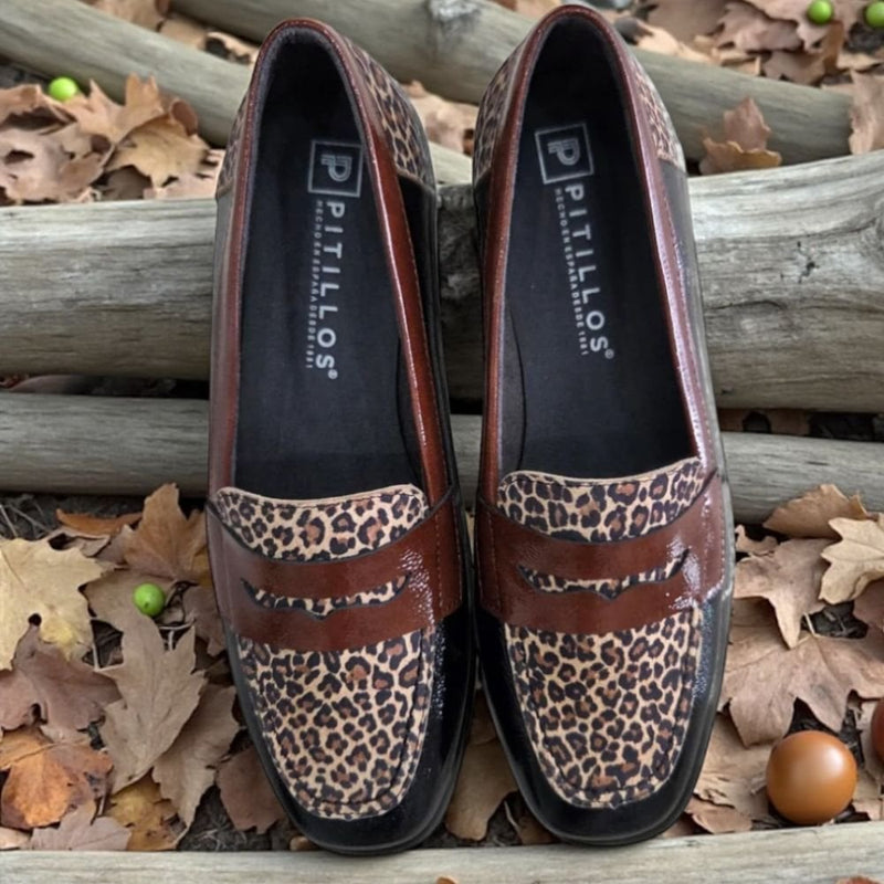 Womens Pitillos 10870 Black Patent and Leopard Print Loafers - Black Patent