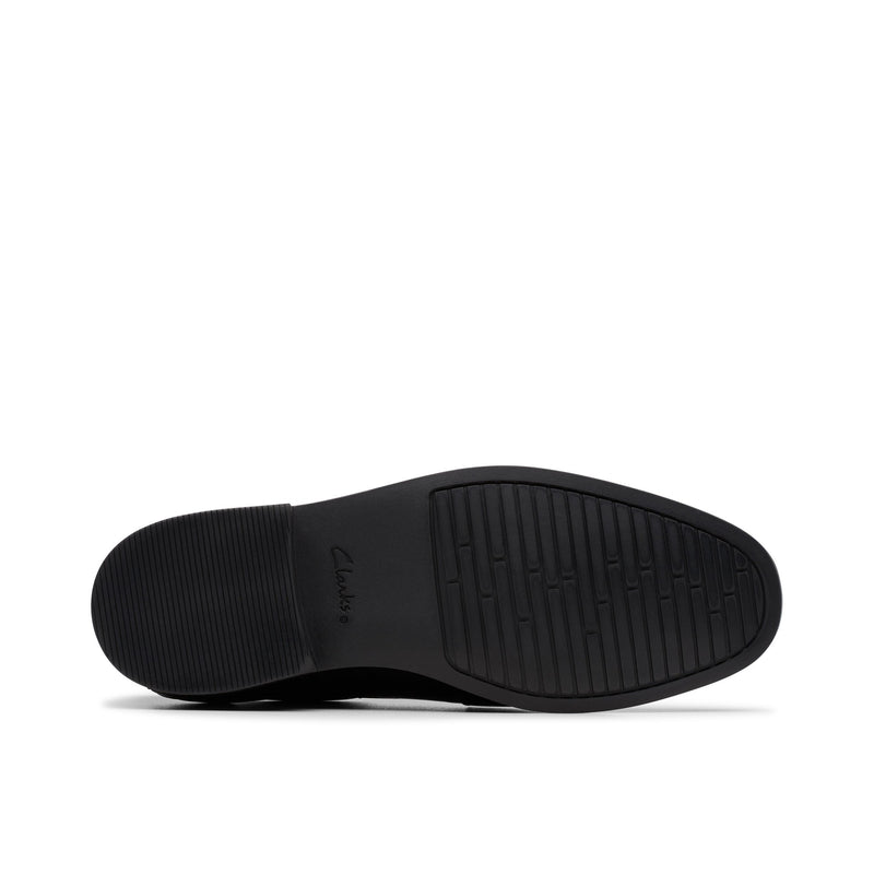 Boys Clarks Jonwin Loop Youth Plain Black School Shoes - Black