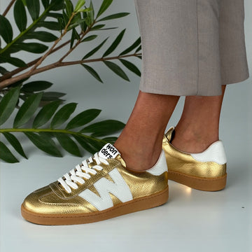 Womens Wonders AP-2001 Gumsole Trainers - Gold
