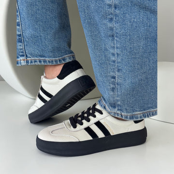 Womens Drilleys Thirty Two Trainers - Whipped Jedi