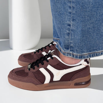 Womens Lloyd & Pryce Chobot Ganache Trainers - Ganache