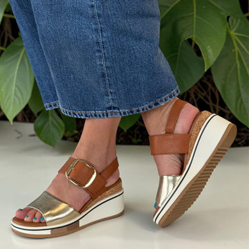 Womens Redz CF024 Velcro Buckle Strap Wedge Sandals - Tan