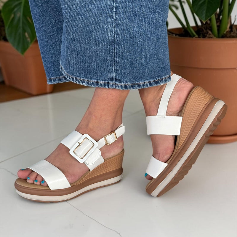 Womens Zanni & Co Lawna One Wedge Sandals - Crystal