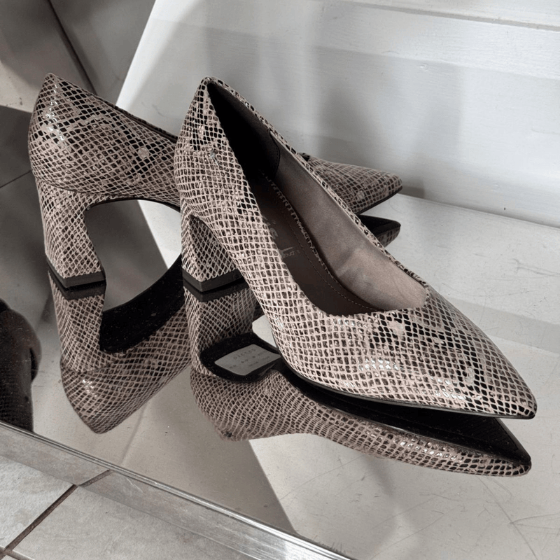 Womens Tamaris 22453 Beige Snake Pointed Toe Block Heels - Beige Gold