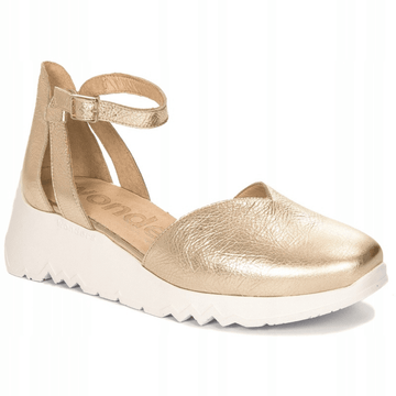 Womens Wonders E-6703 Gold Closed Toe Wedge Sandals - Gold