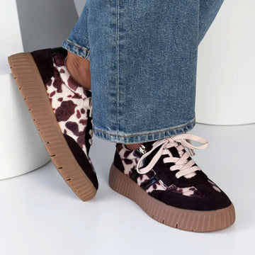Womens Tamaris 83739 Side Zip Trainers - Cow