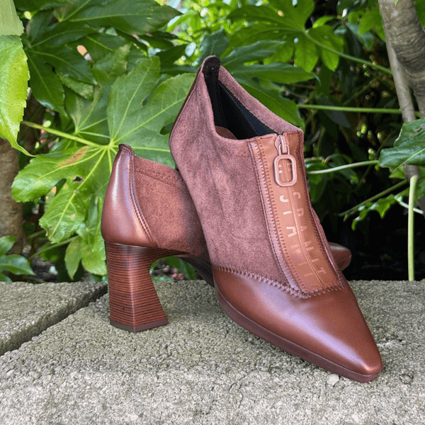 Womens Hispanitas 254324 Brown Suede Zip Front Shoe Boots - Atlanta