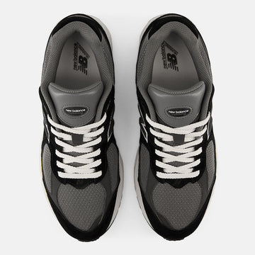 Unisex New Balance U2002R Trainers - Black