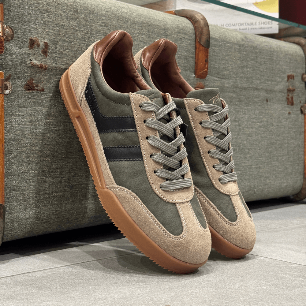 Mens Lloyd & Pryce Zazi Gumsole Lace Up Trainers - Evergreen